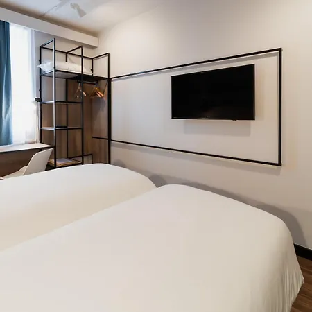 Ibis Centre Hotel
