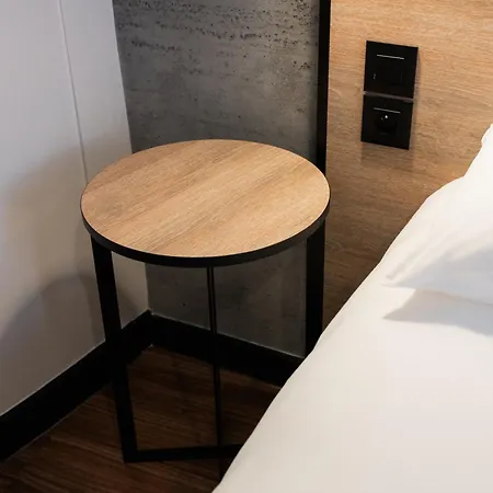 Ibis Centre 3*