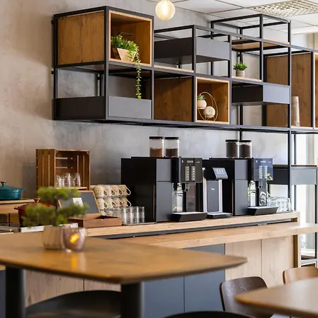 Ibis Centre Hotel Namen