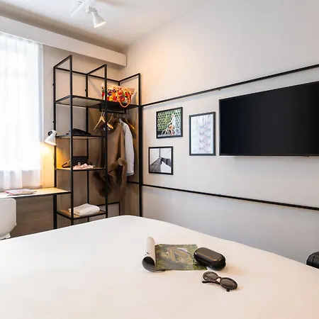 ホテル Ibis Centre 3*