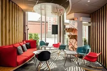 Ibis Centre