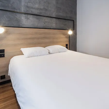 Ibis Centre 3*