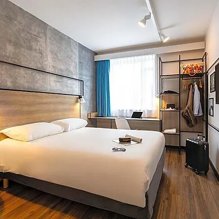 Ibis Centre Otel Namur