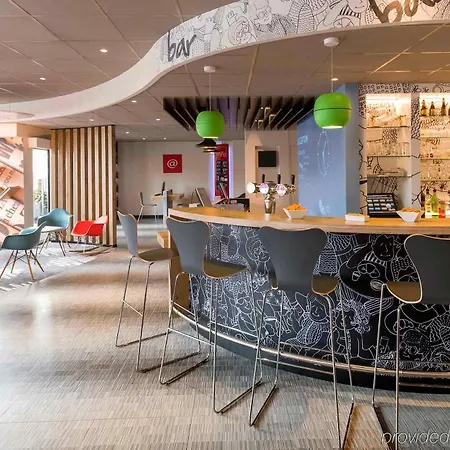 Ibis Centre 3*