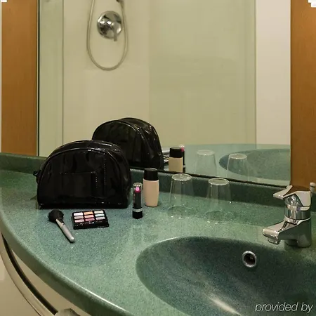 Ibis Centre 3* Namen